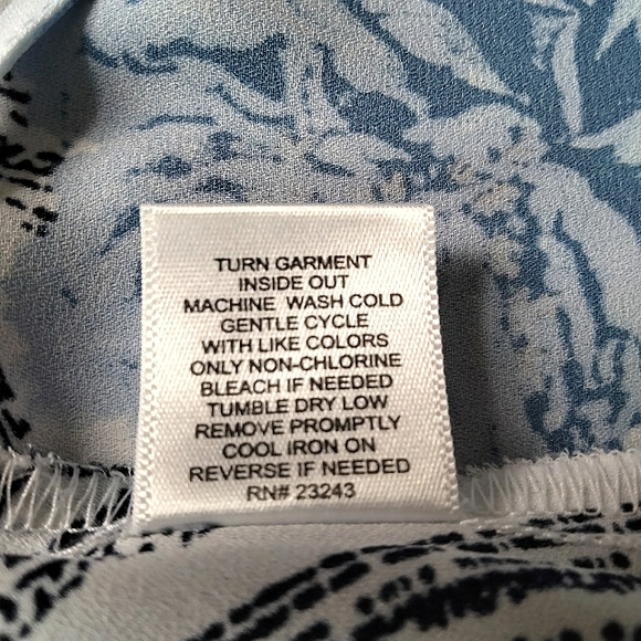 Soho Jeans Blue Floral V-Neck Long Sleeve Wrap Tunic Sz Small - Picture 6 of 8